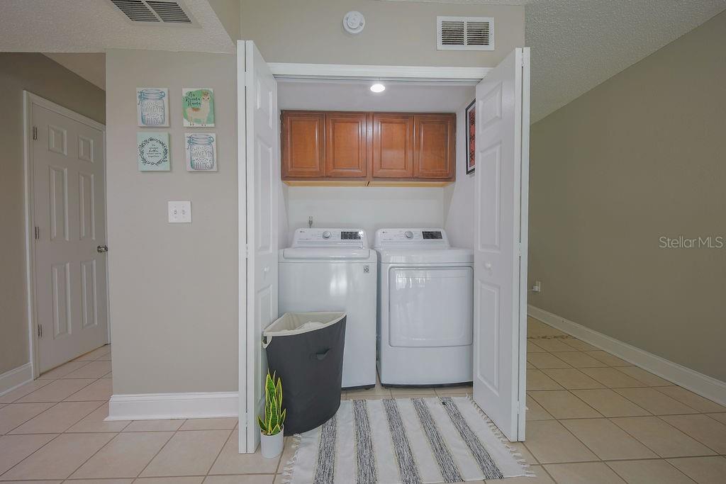 6902 SOLEDAD CT — photo 10