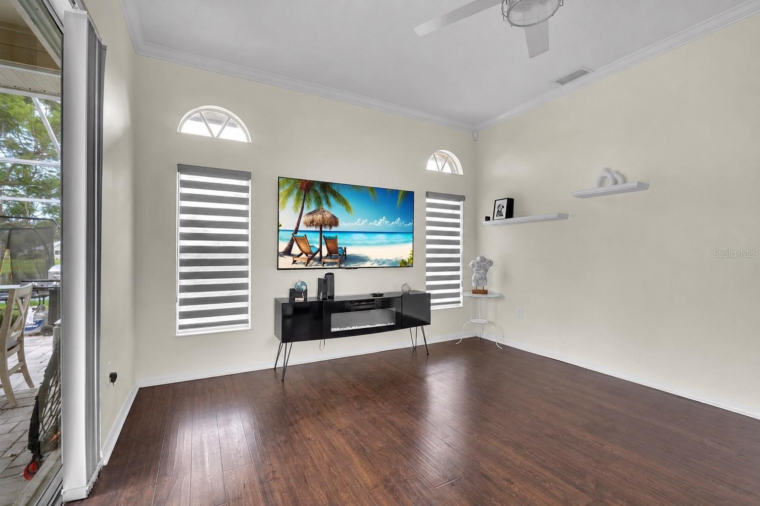 6817 CORRAL CIR — photo 18
