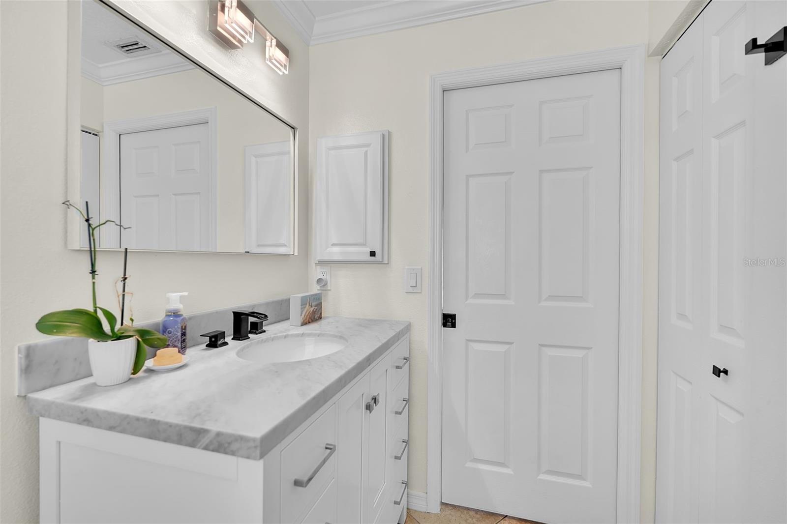 6817 CORRAL CIR — photo 31