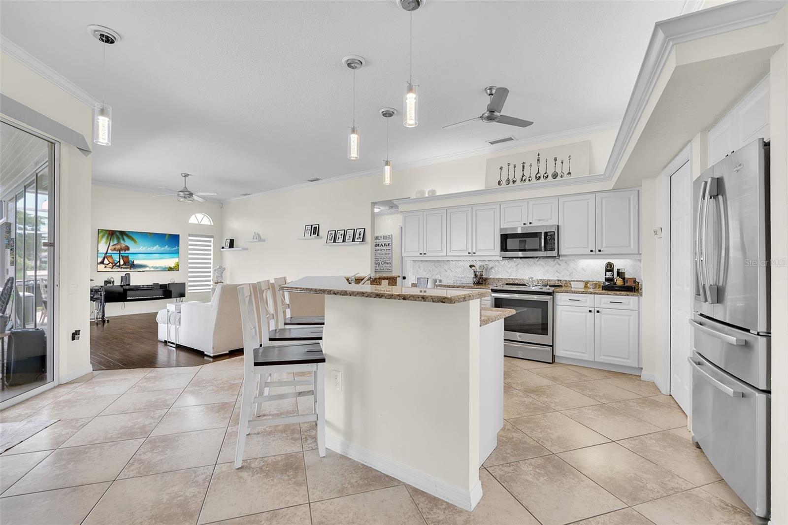 6817 CORRAL CIR — photo 3