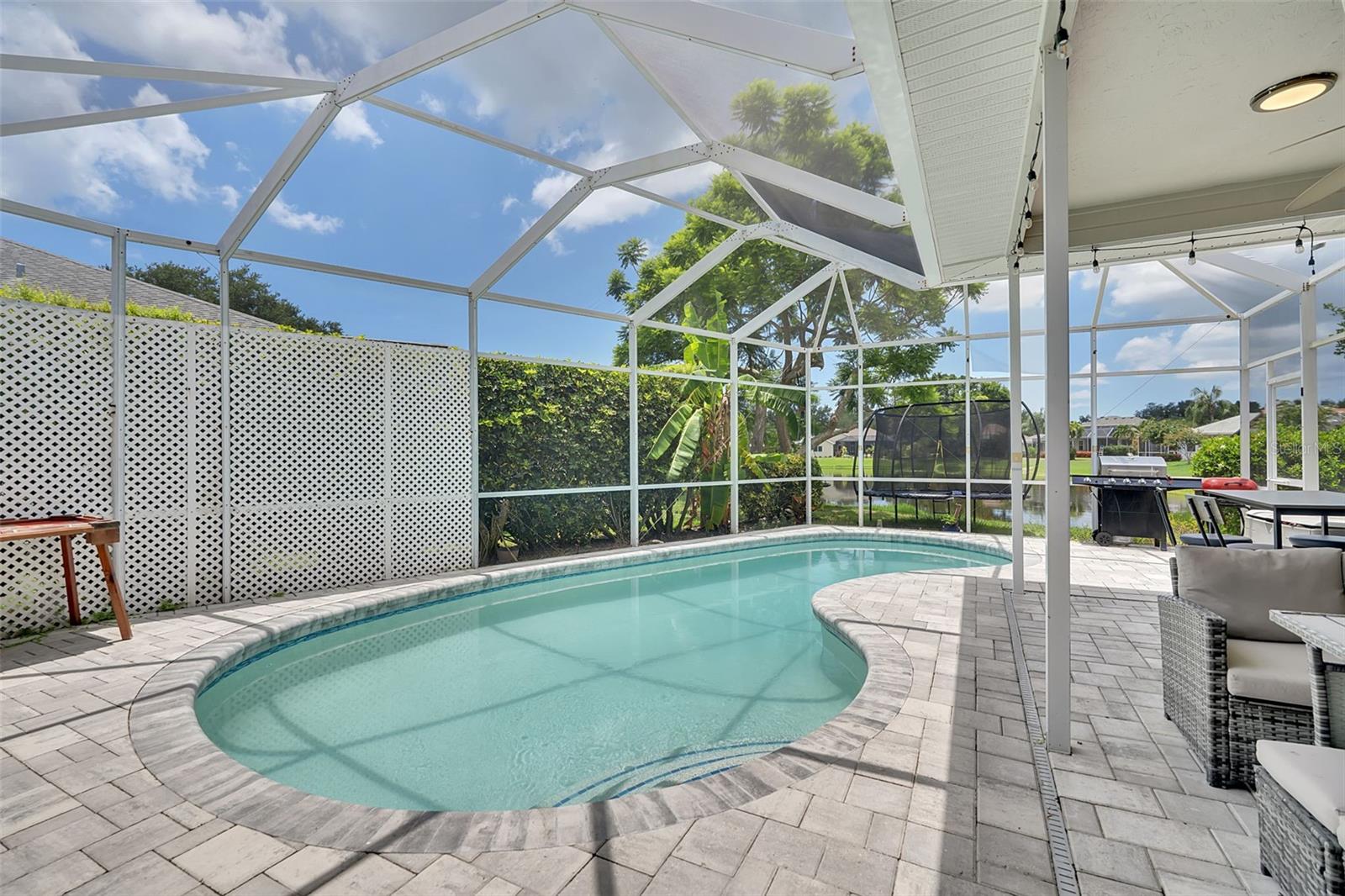 6817 CORRAL CIR — photo 39