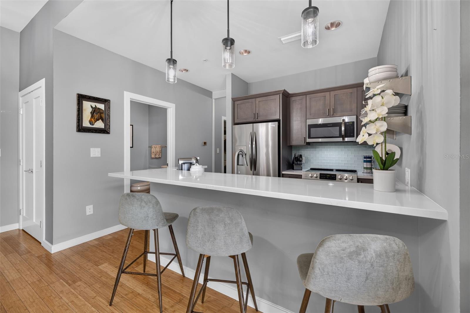 400 4TH AVE S #408 — photo 9