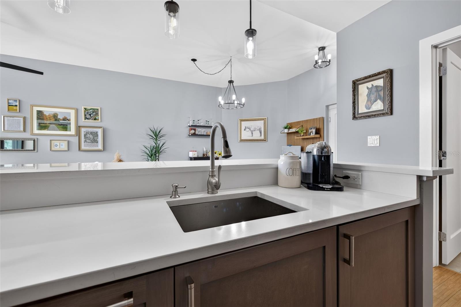 400 4TH AVE S #408 — photo 11