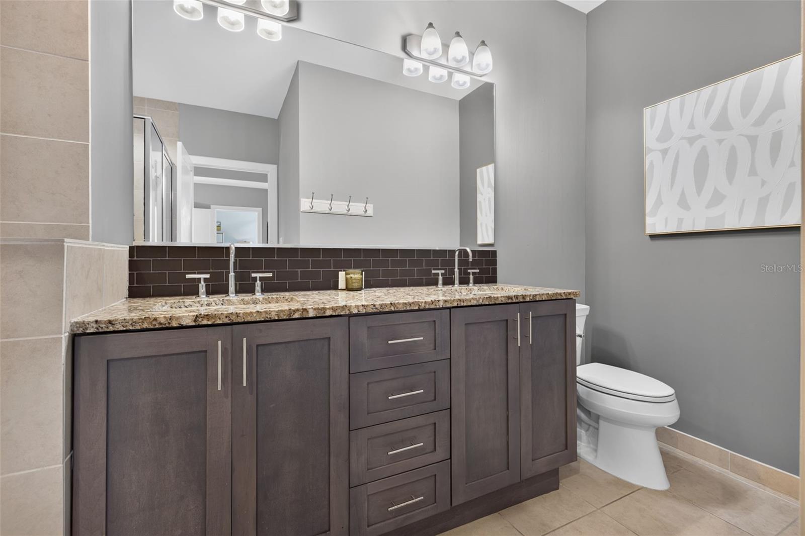 400 4TH AVE S #408 — photo 16