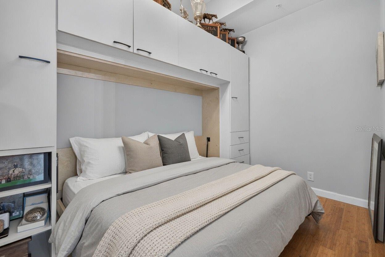 400 4TH AVE S #408 — photo 20