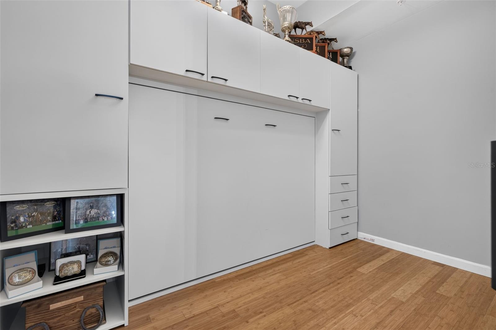 400 4TH AVE S #408 — photo 21