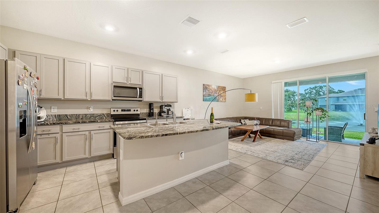 8777 MILESTONE DR — photo 7