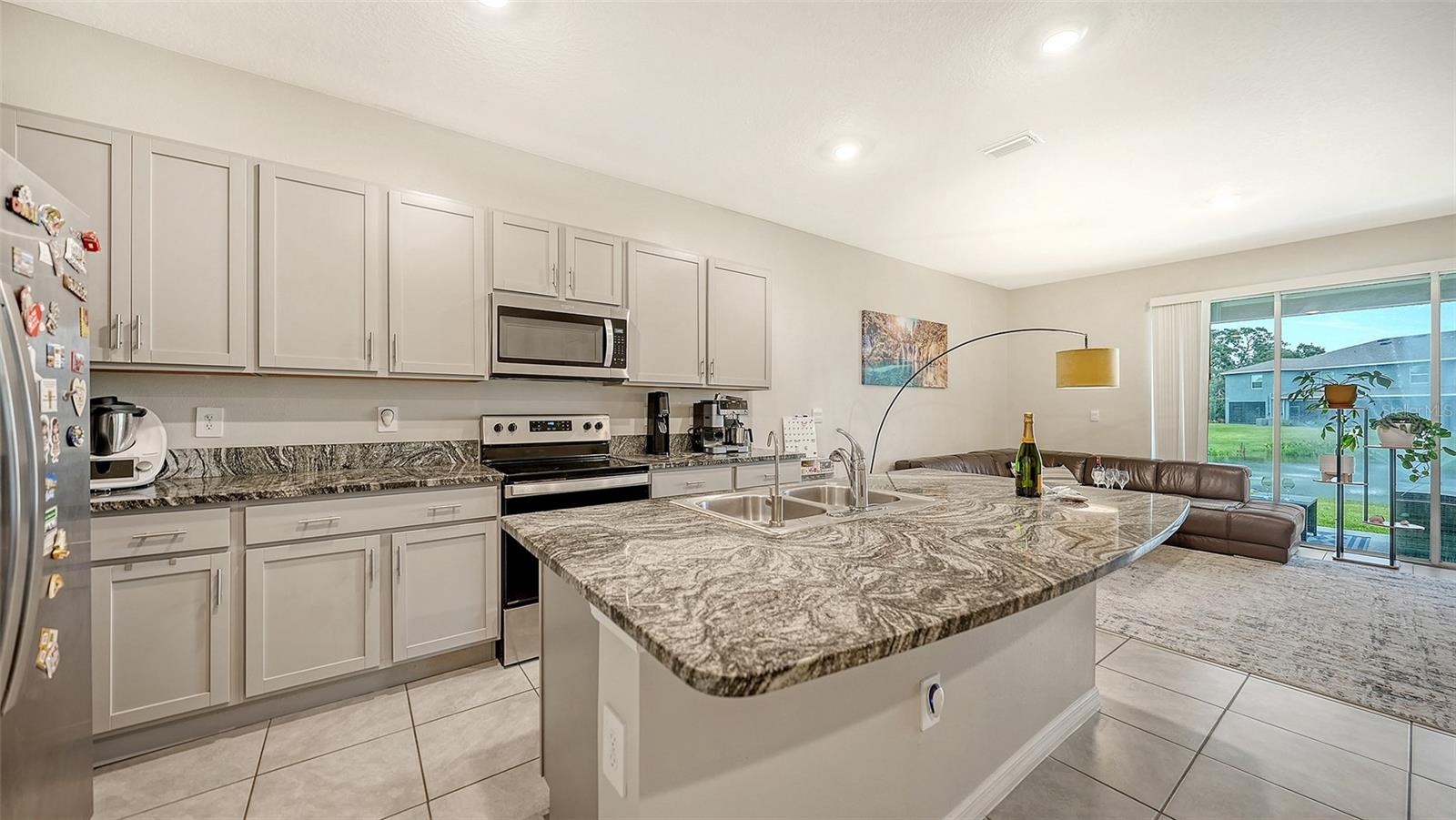 8777 MILESTONE DR — photo 14