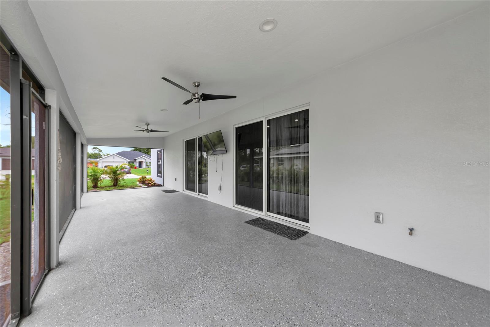 1458 E HALLMARK BLVD — photo 44