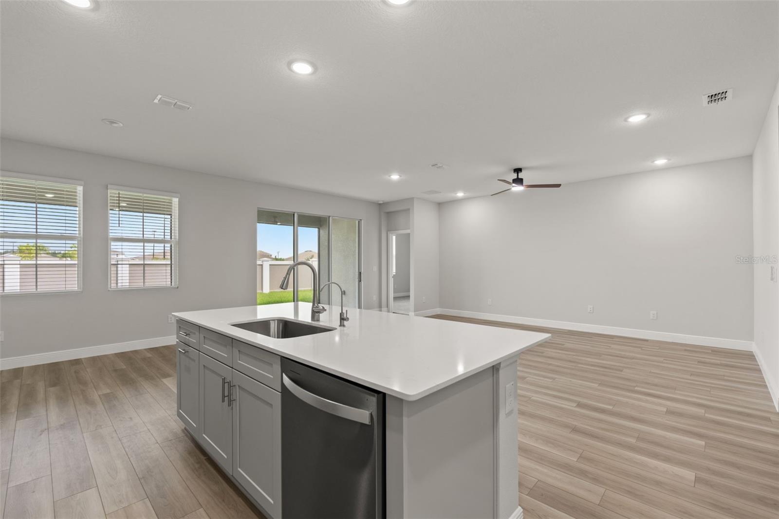 10412 FIELDSTONE MYRTLE WAY — photo 26
