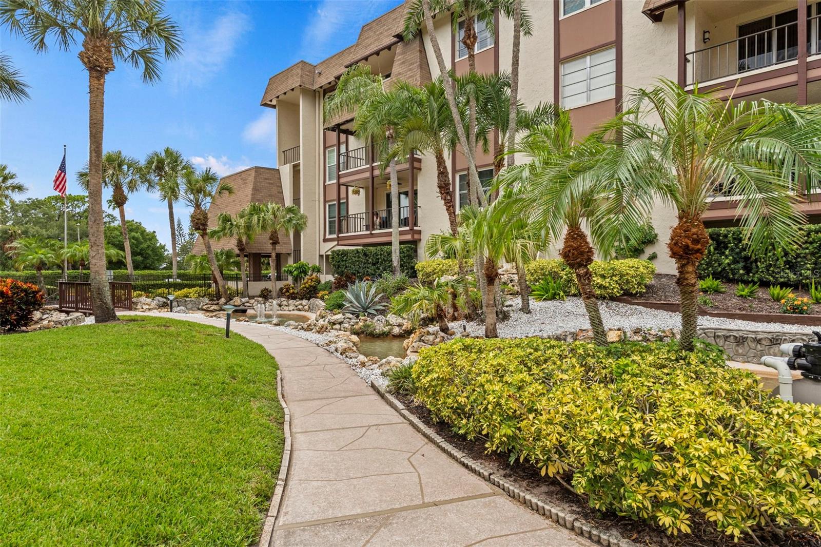 3035 COUNTRYSIDE BLVD #24B — photo 26