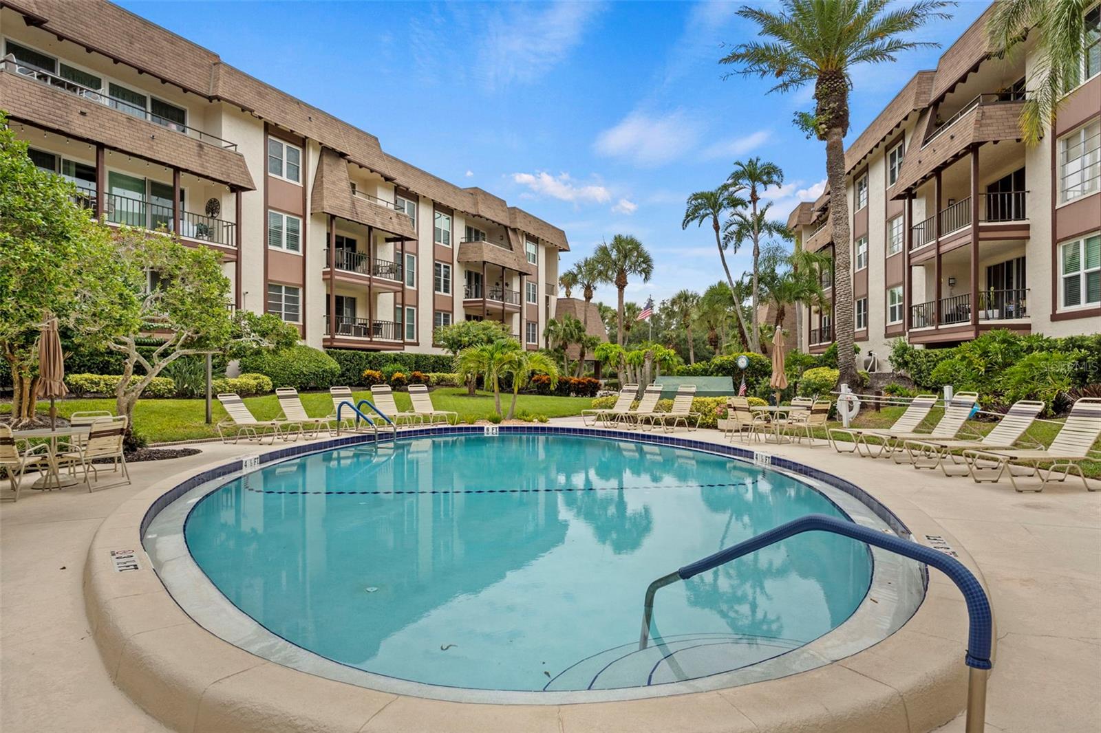 3035 COUNTRYSIDE BLVD #24B — photo 22