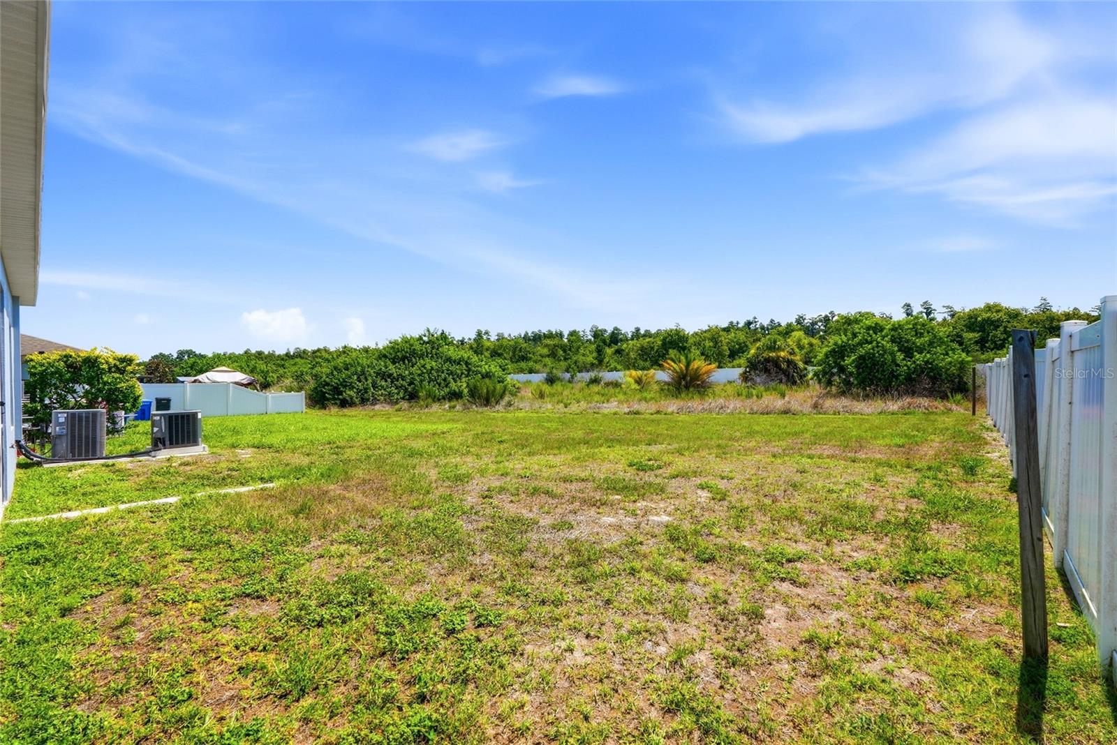 909 MEADOW GLADE DR — photo 48