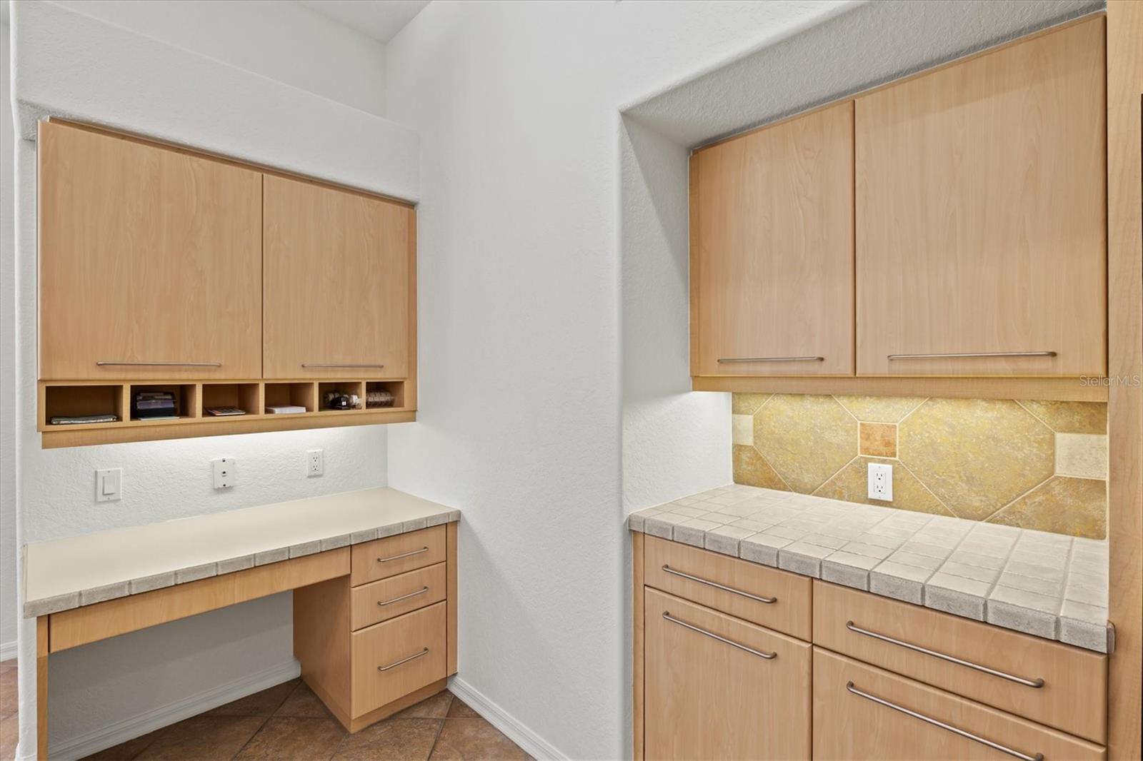 7373 S SERENOA DR — photo 28