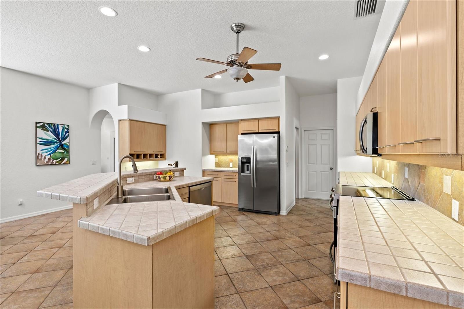 7373 S SERENOA DR — photo 25
