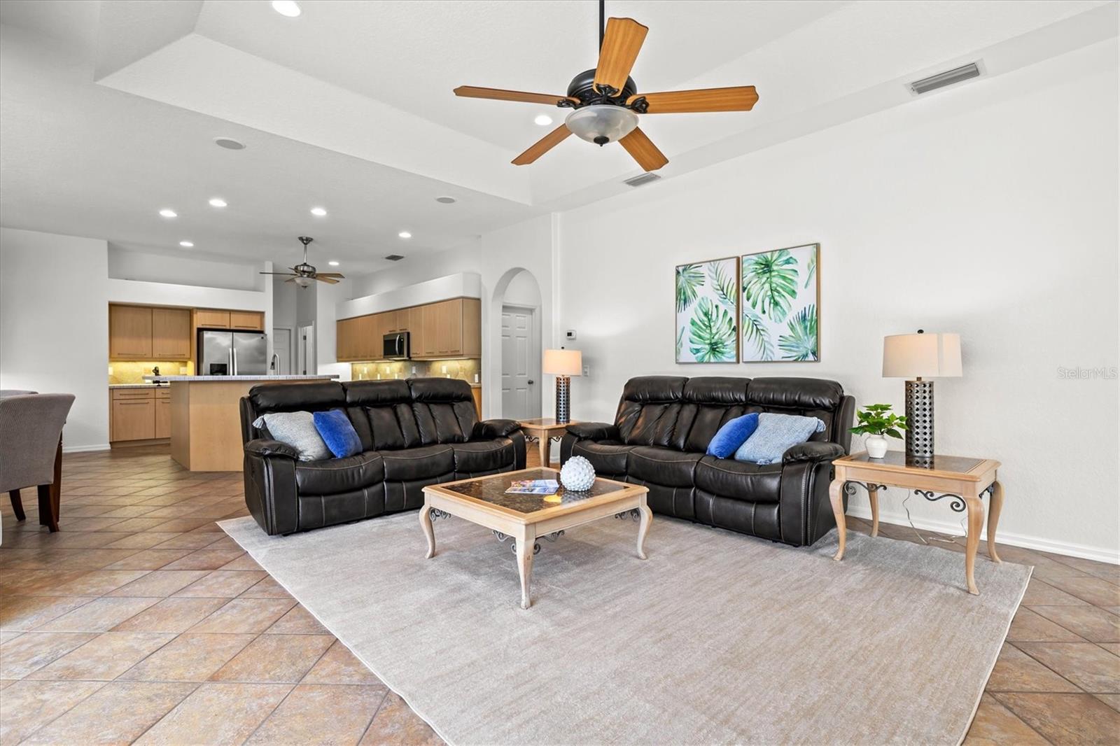 7373 S SERENOA DR — photo 36