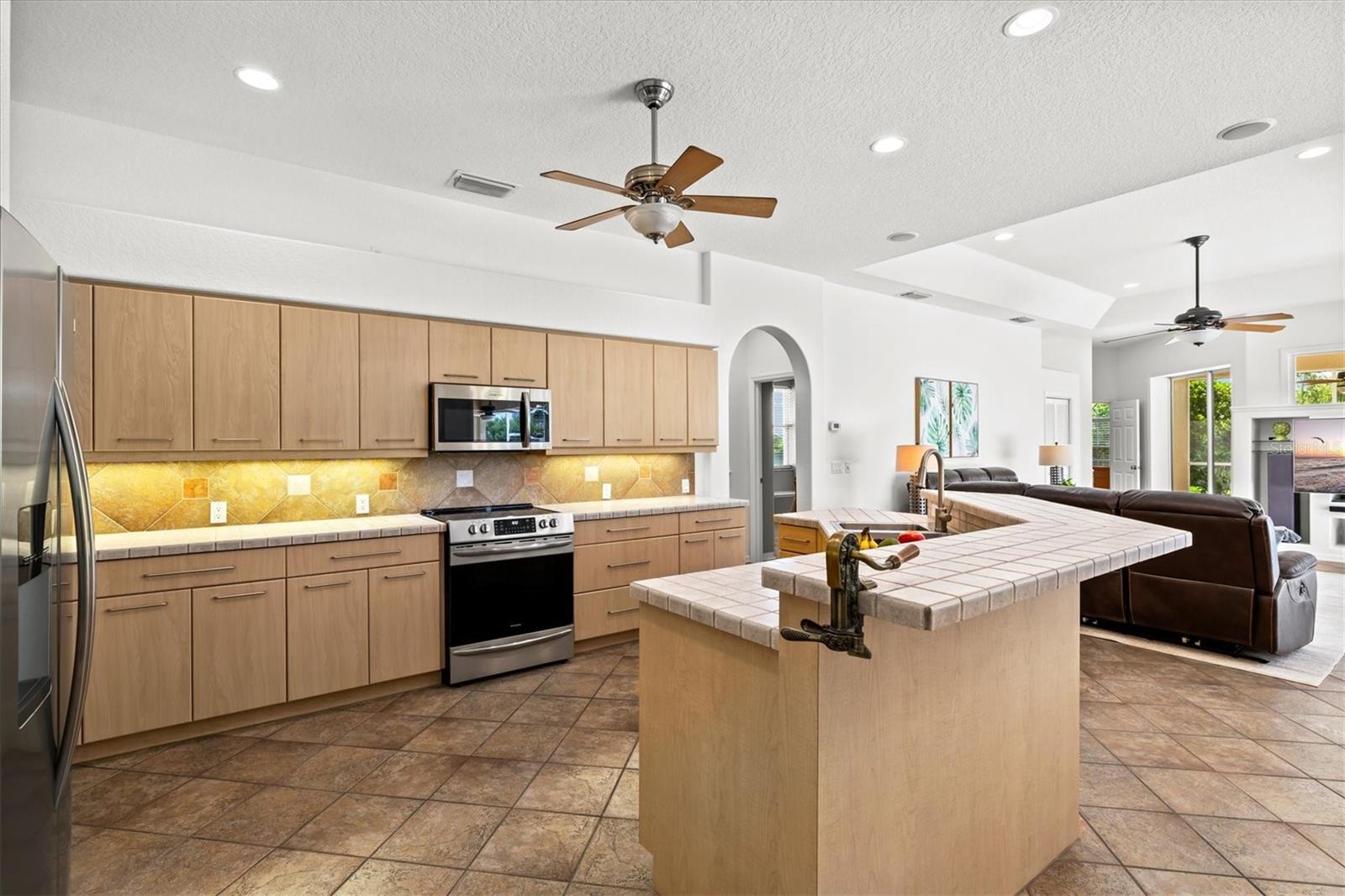 7373 S SERENOA DR — photo 21