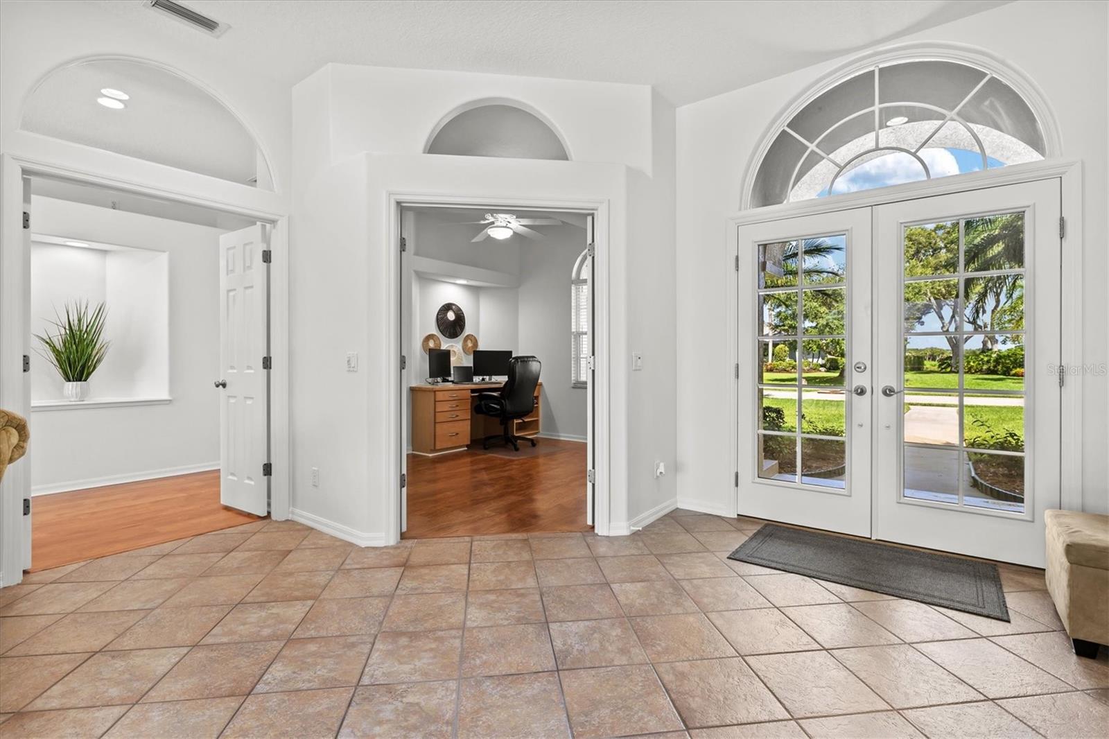 7373 S SERENOA DR — photo 8