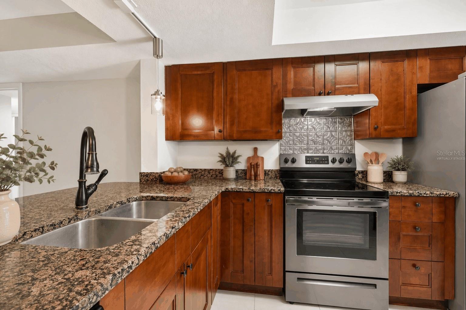 3157 LANDMARK DR #414 — photo 7