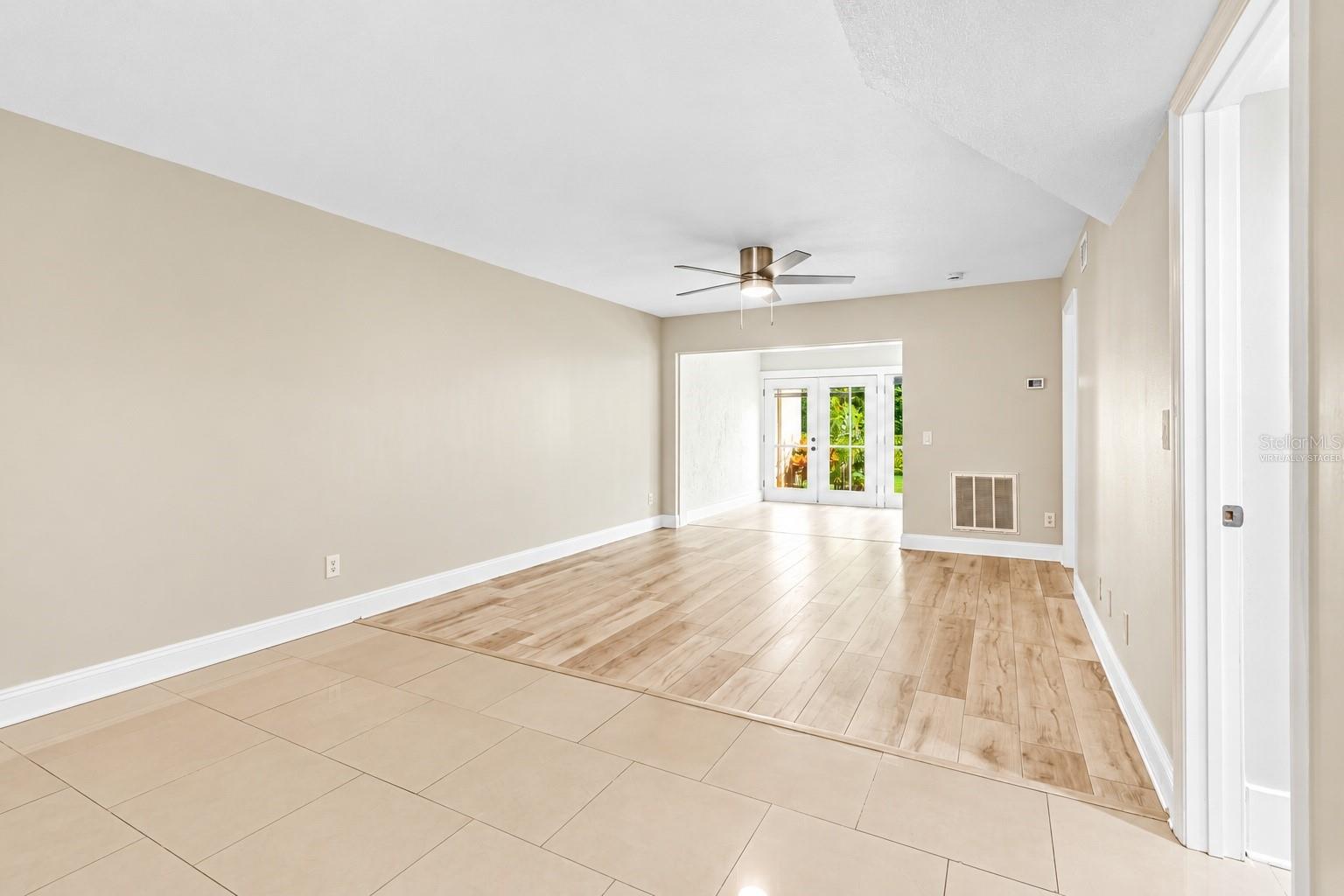 3157 LANDMARK DR #414 — photo 11