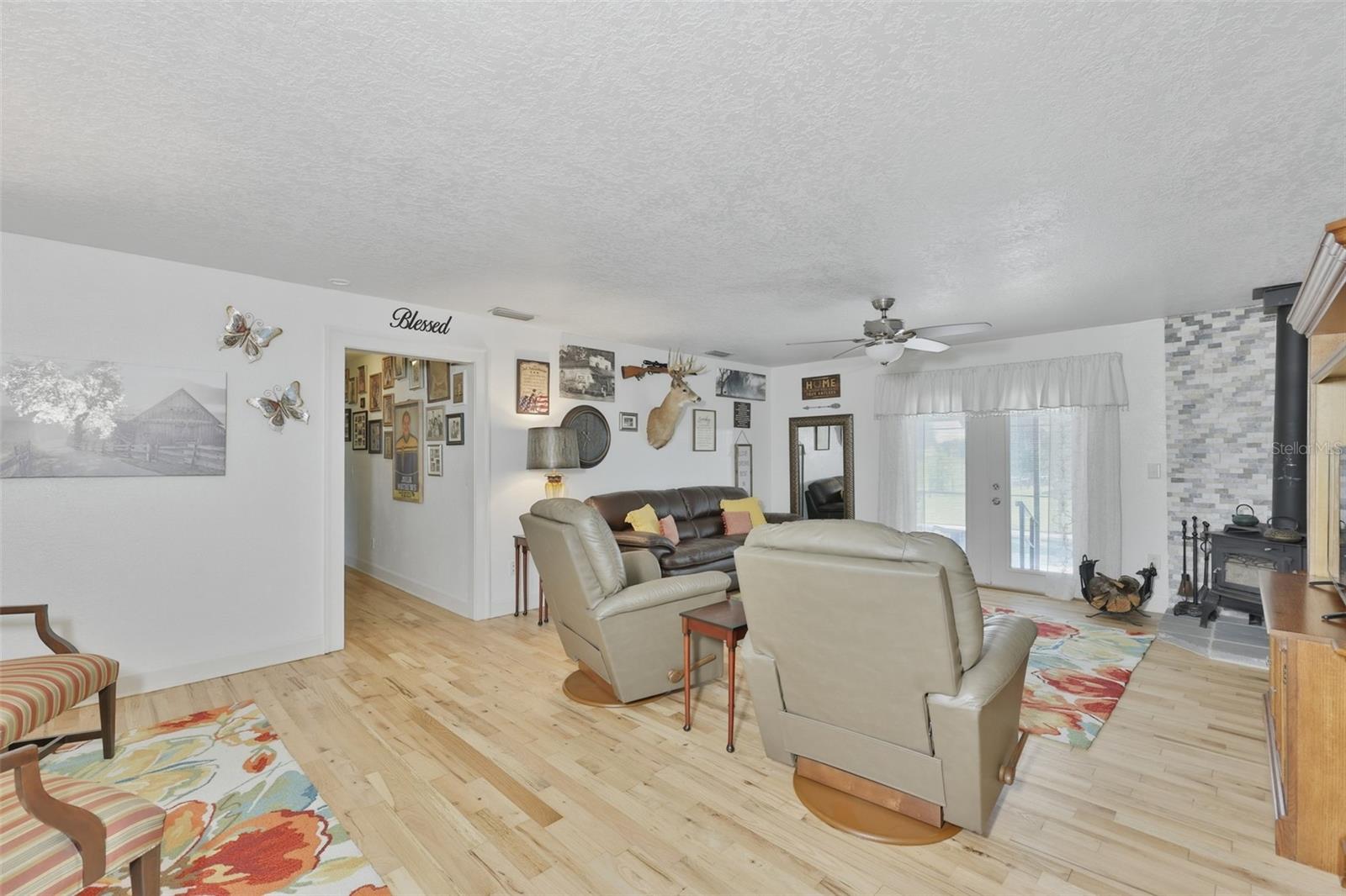 4700 TOWER RD — photo 8