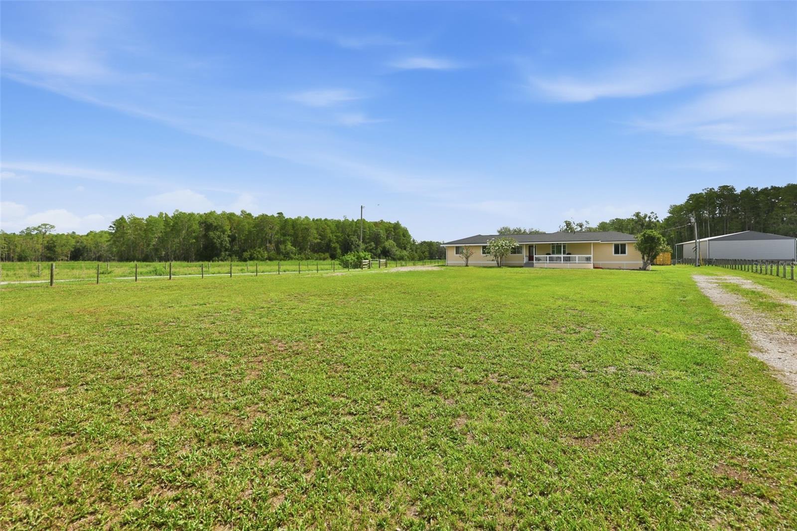 4700 TOWER RD — photo 5