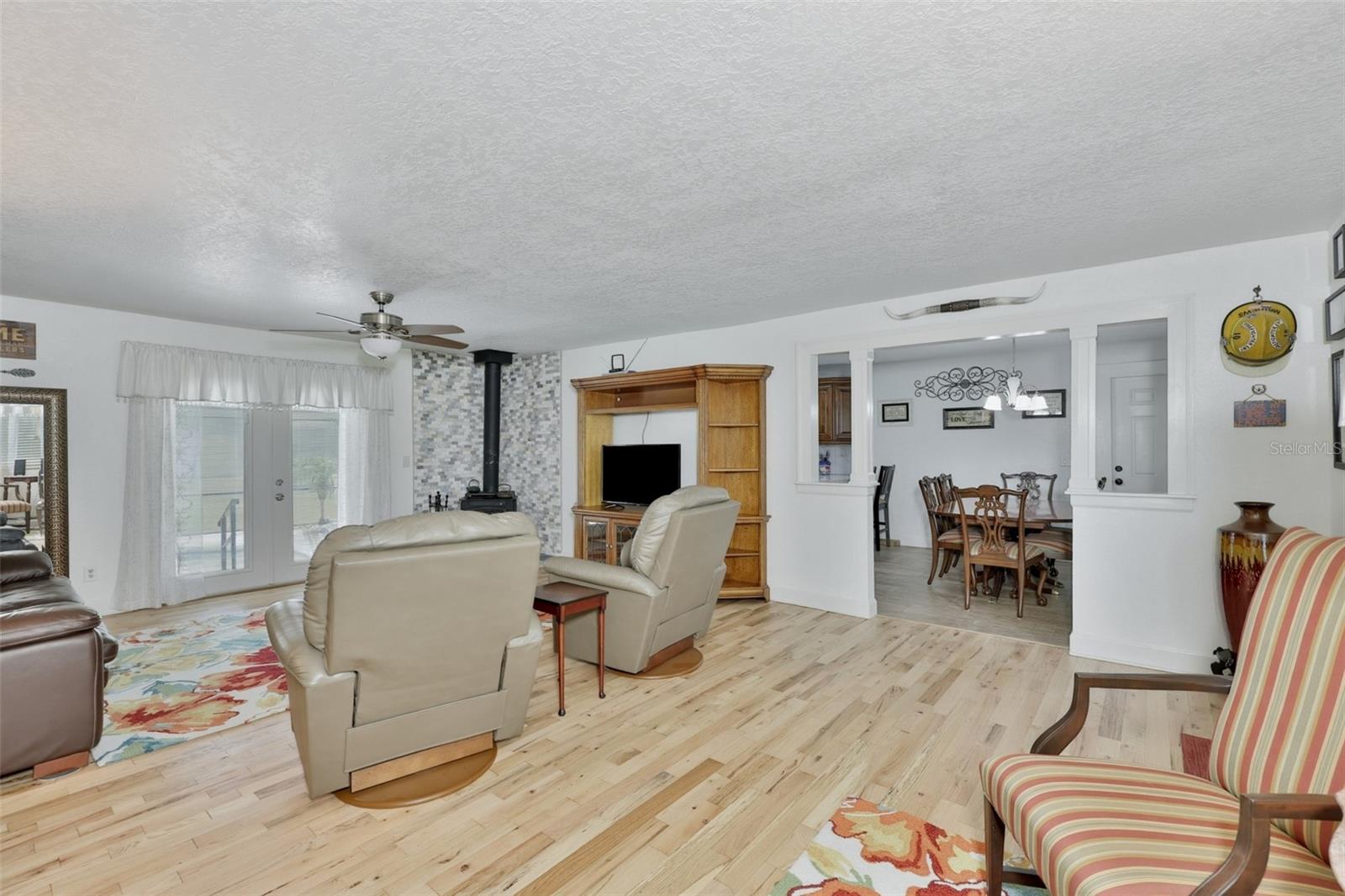 4700 TOWER RD — photo 11