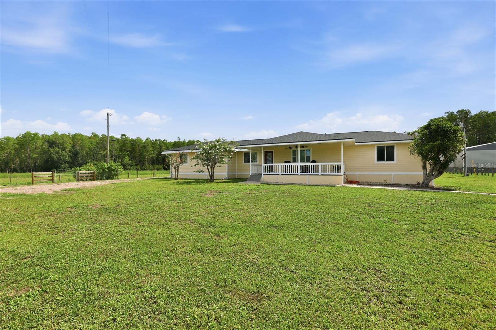 4700 TOWER RD — photo 4