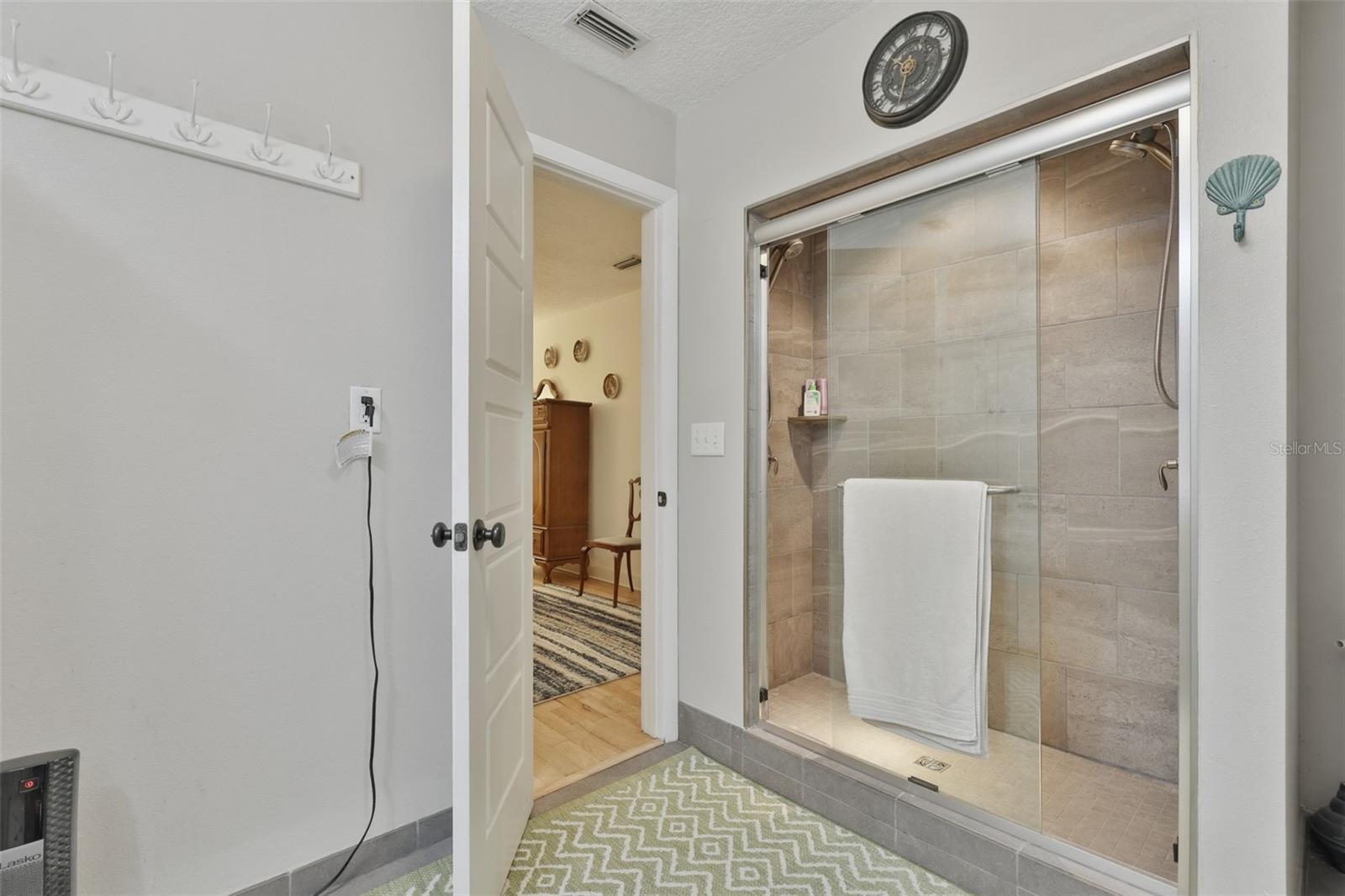 4700 TOWER RD — photo 23
