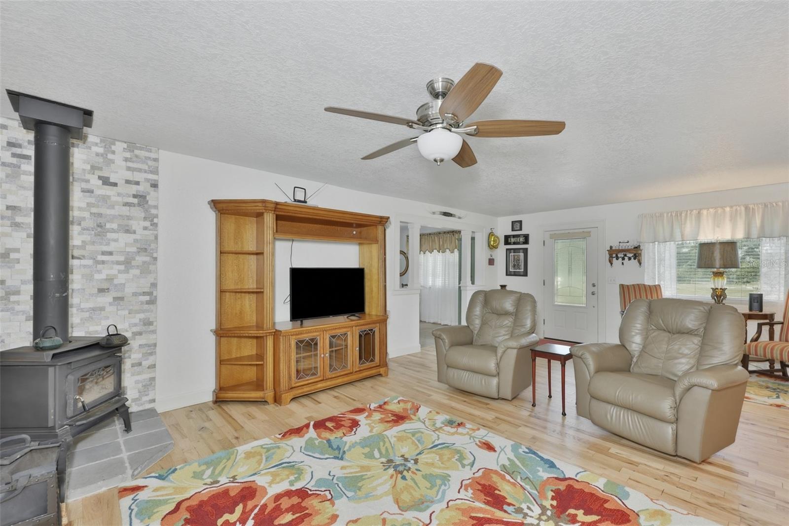4700 TOWER RD — photo 10