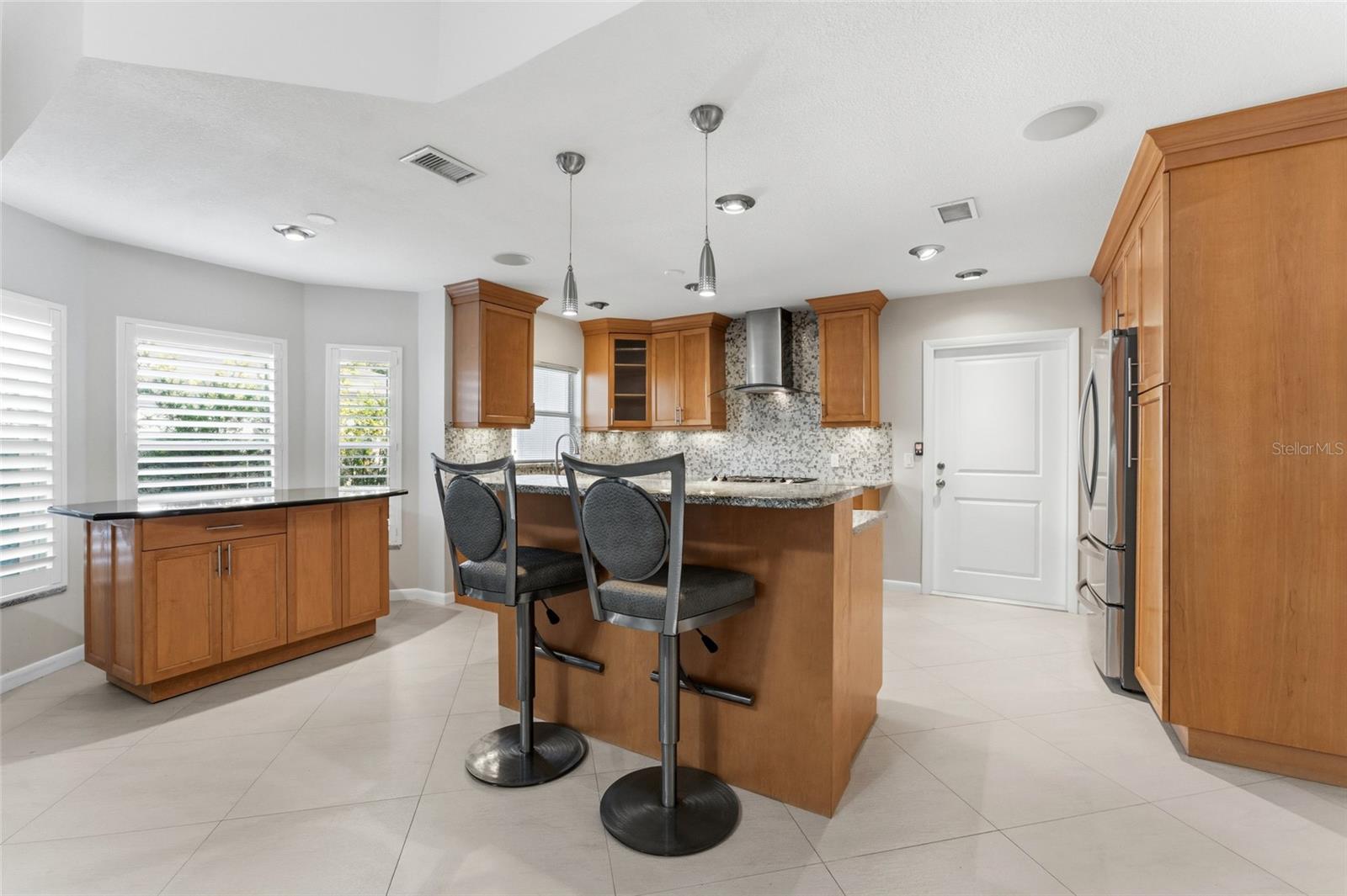 2708 W OSBORNE AVE — photo 20