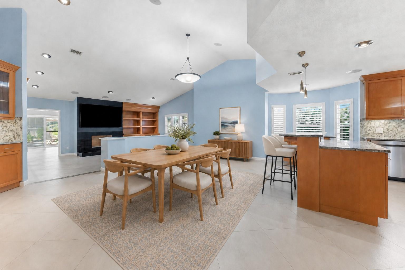 2708 W OSBORNE AVE — photo 7