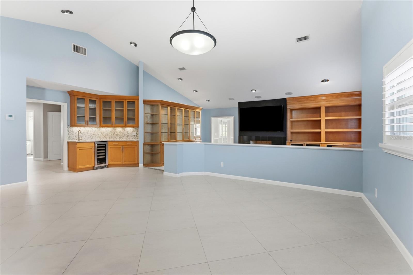 2708 W OSBORNE AVE — photo 14