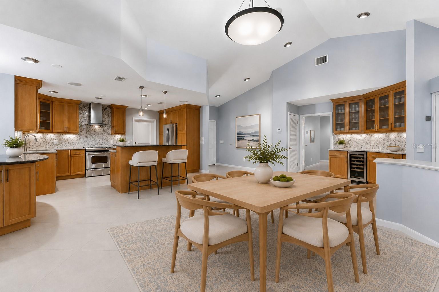 2708 W OSBORNE AVE — photo 11