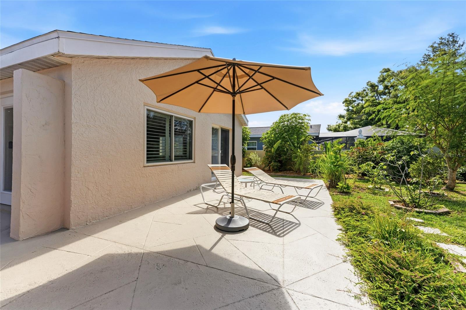2708 W OSBORNE AVE — photo 77