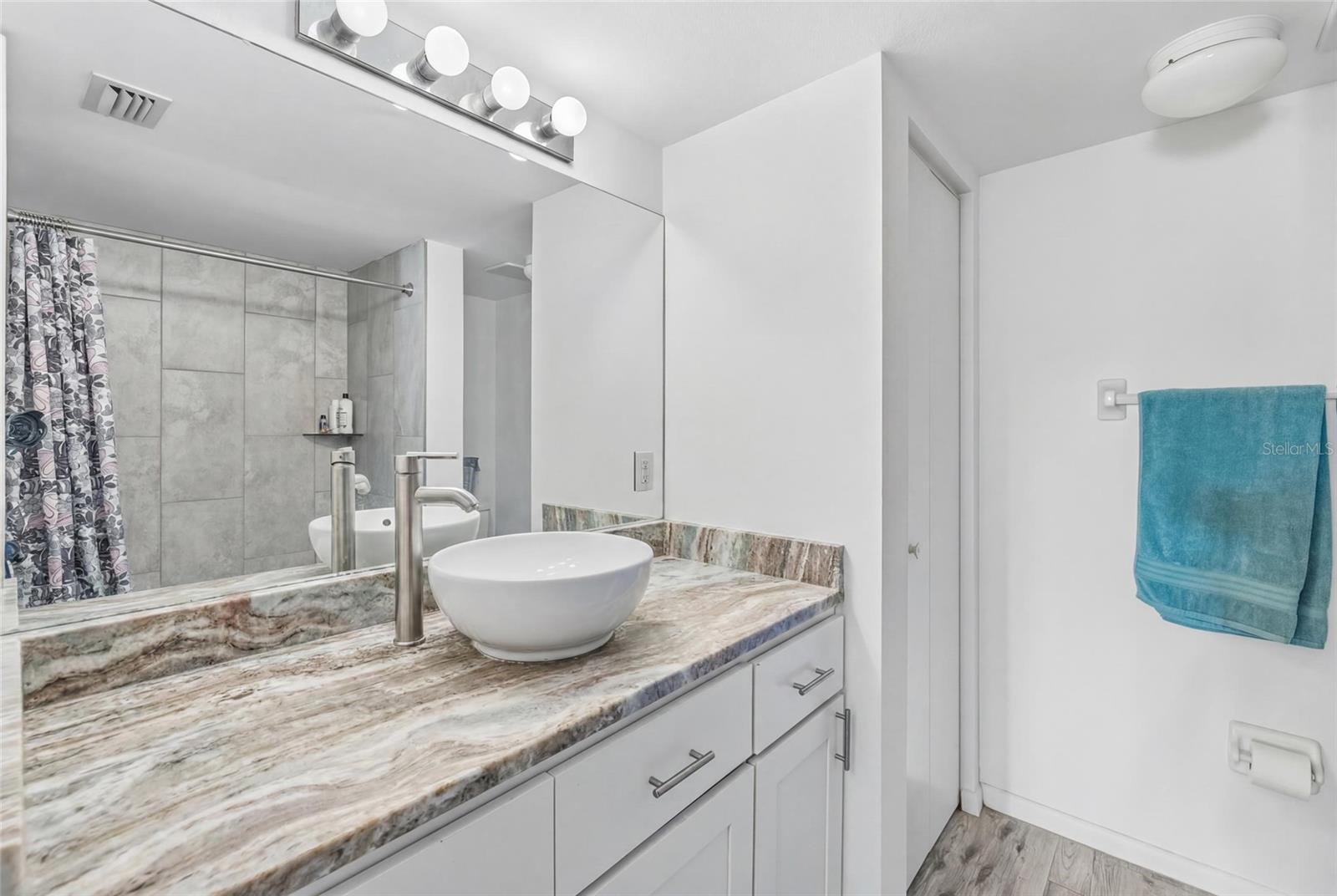 3002 W CLEVELAND ST #B6 — photo 12