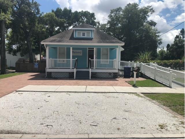 106 W EUCLID AVE — photo 2