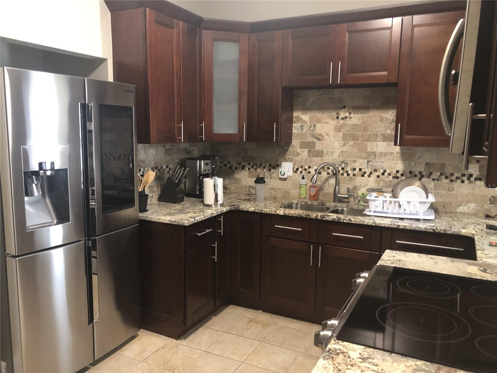 106 W EUCLID AVE — photo 5