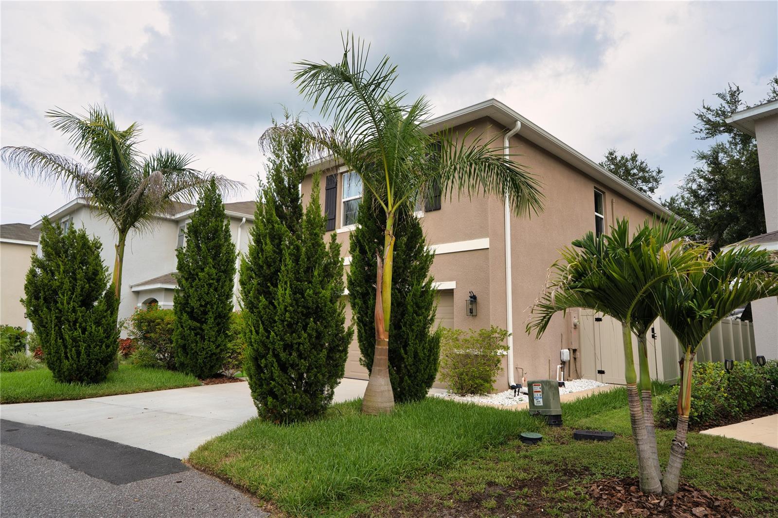 7530 CYPRESS WALK DR — photo 2