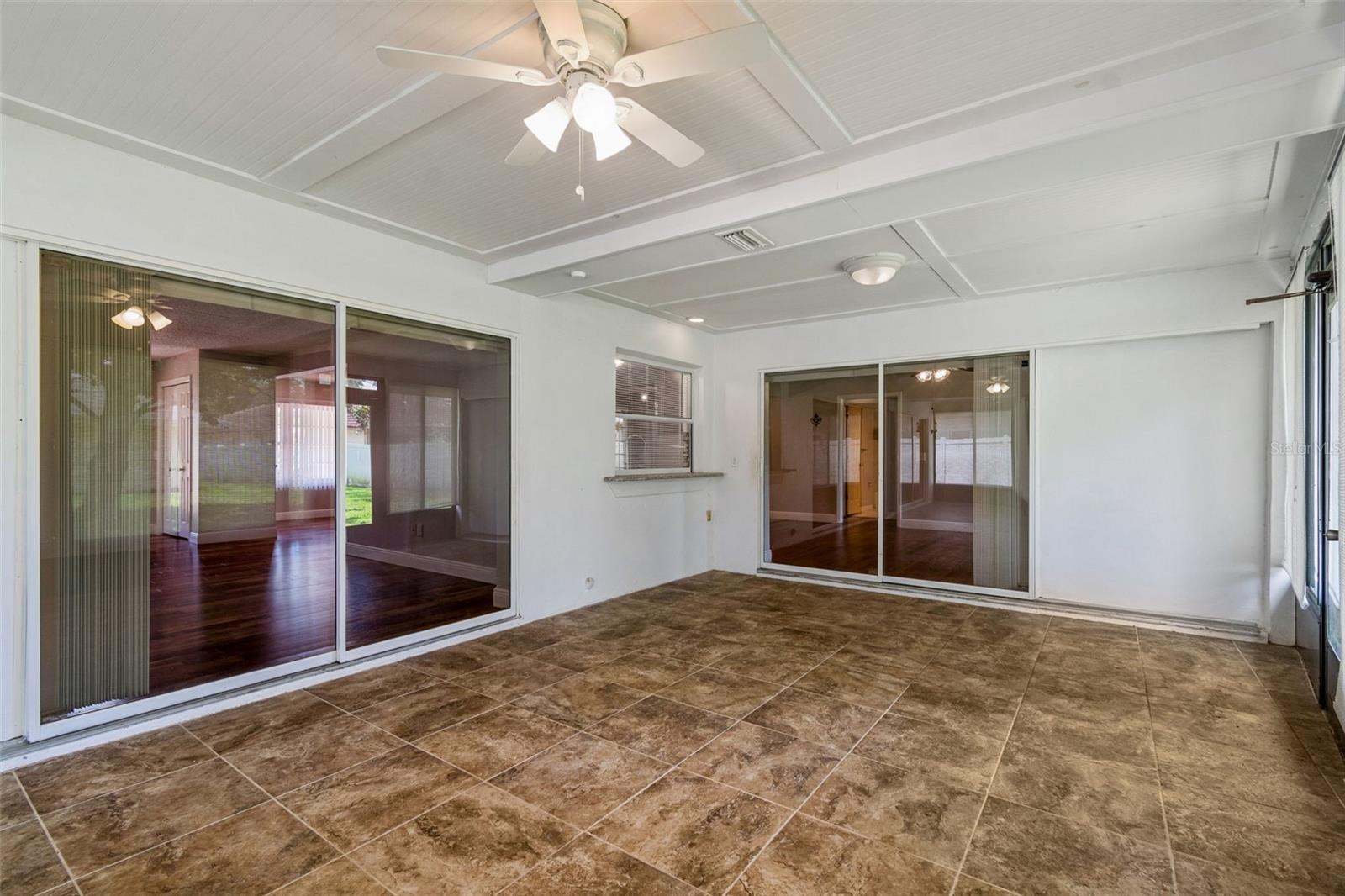 9237 PEBBLE CREEK DR — photo 40