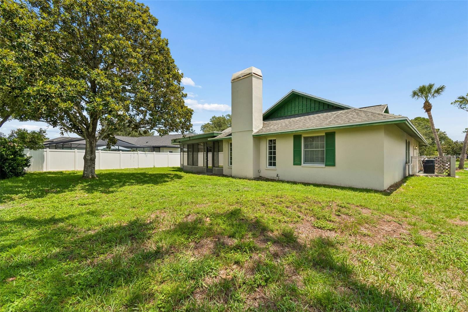 9237 PEBBLE CREEK DR — photo 44