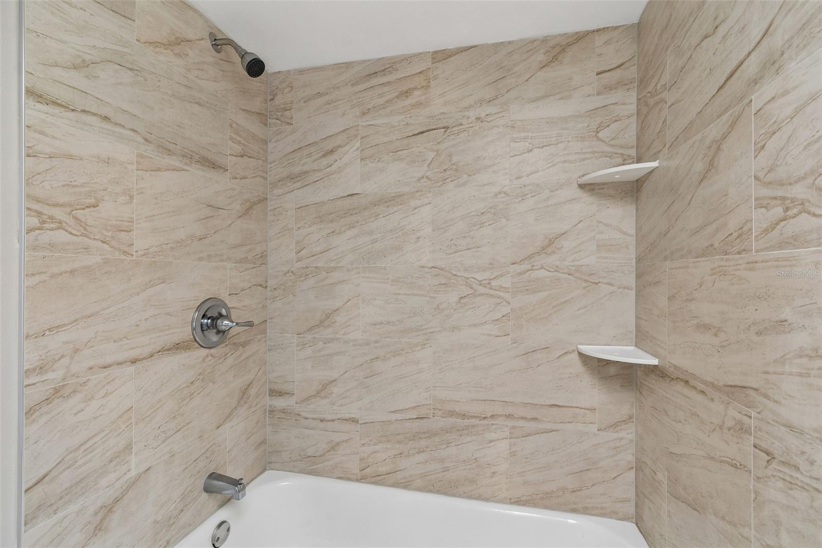 9237 PEBBLE CREEK DR — photo 36