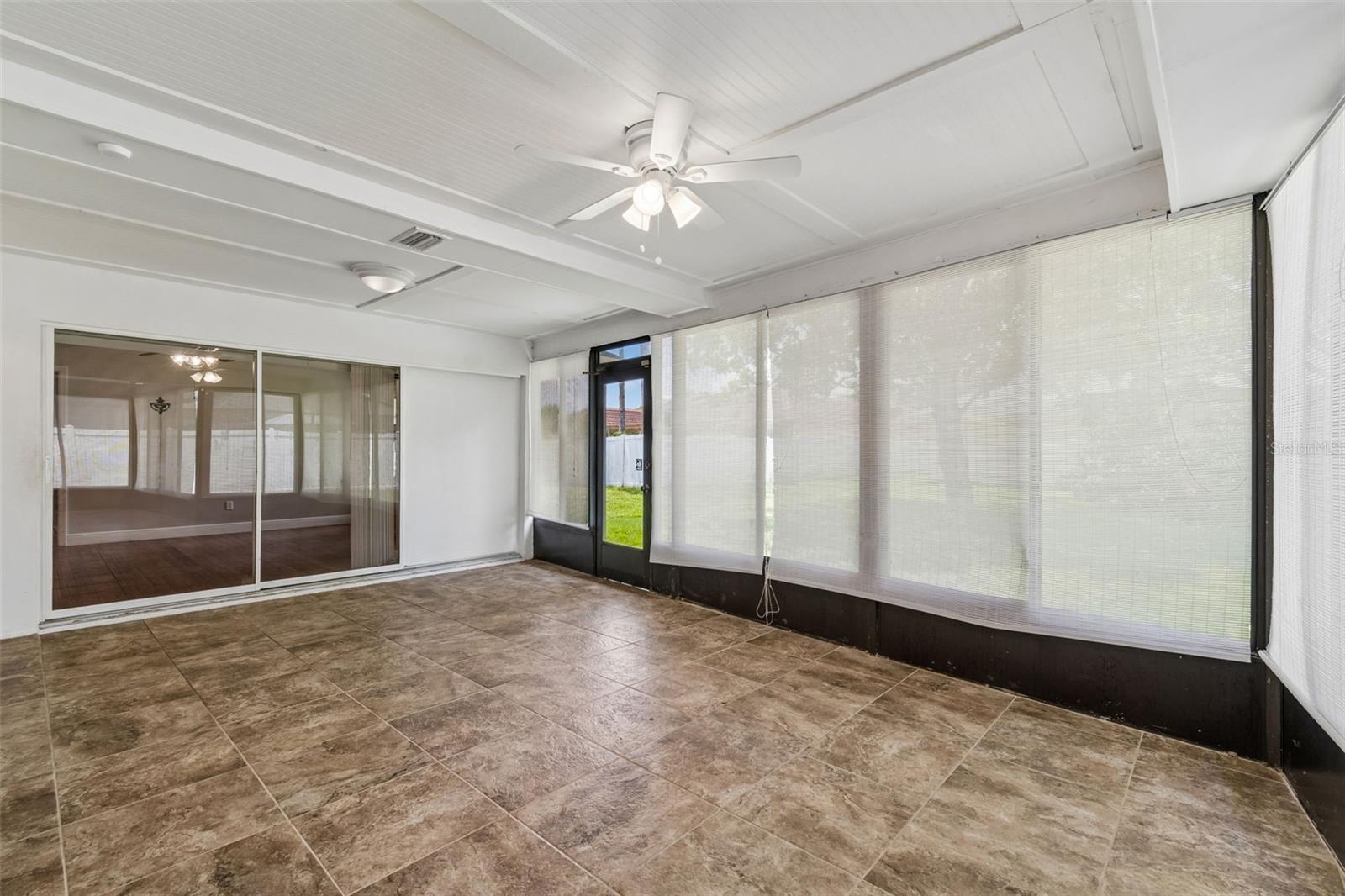 9237 PEBBLE CREEK DR — photo 41