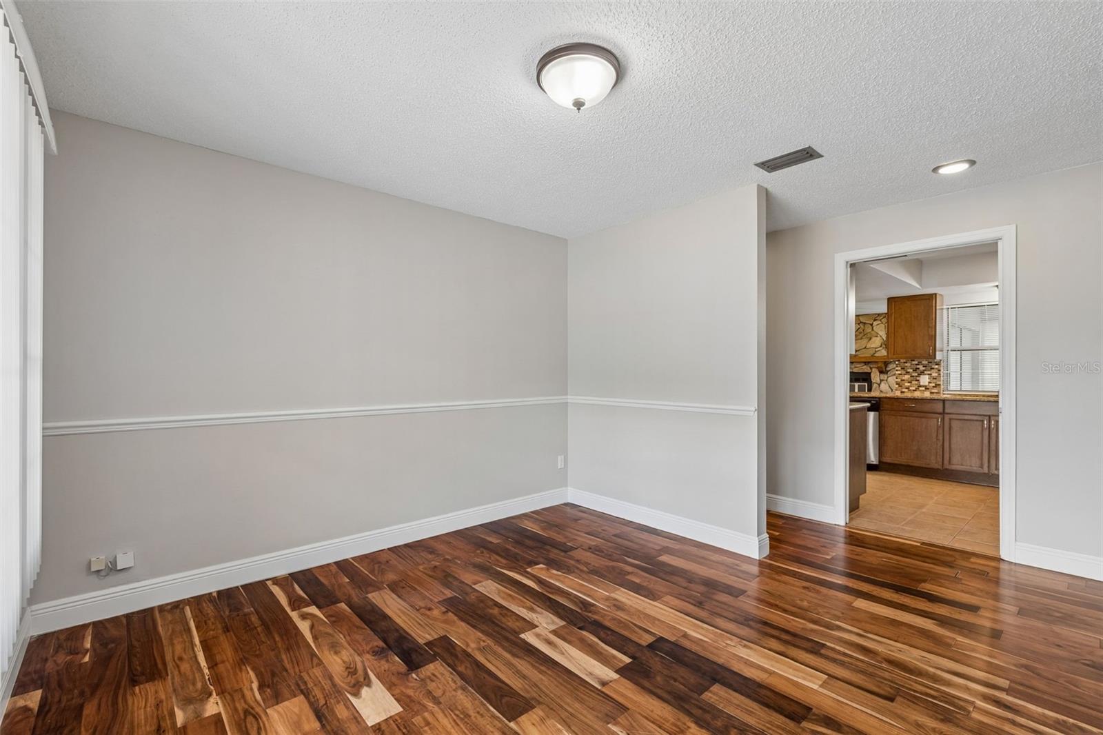 9237 PEBBLE CREEK DR — photo 21