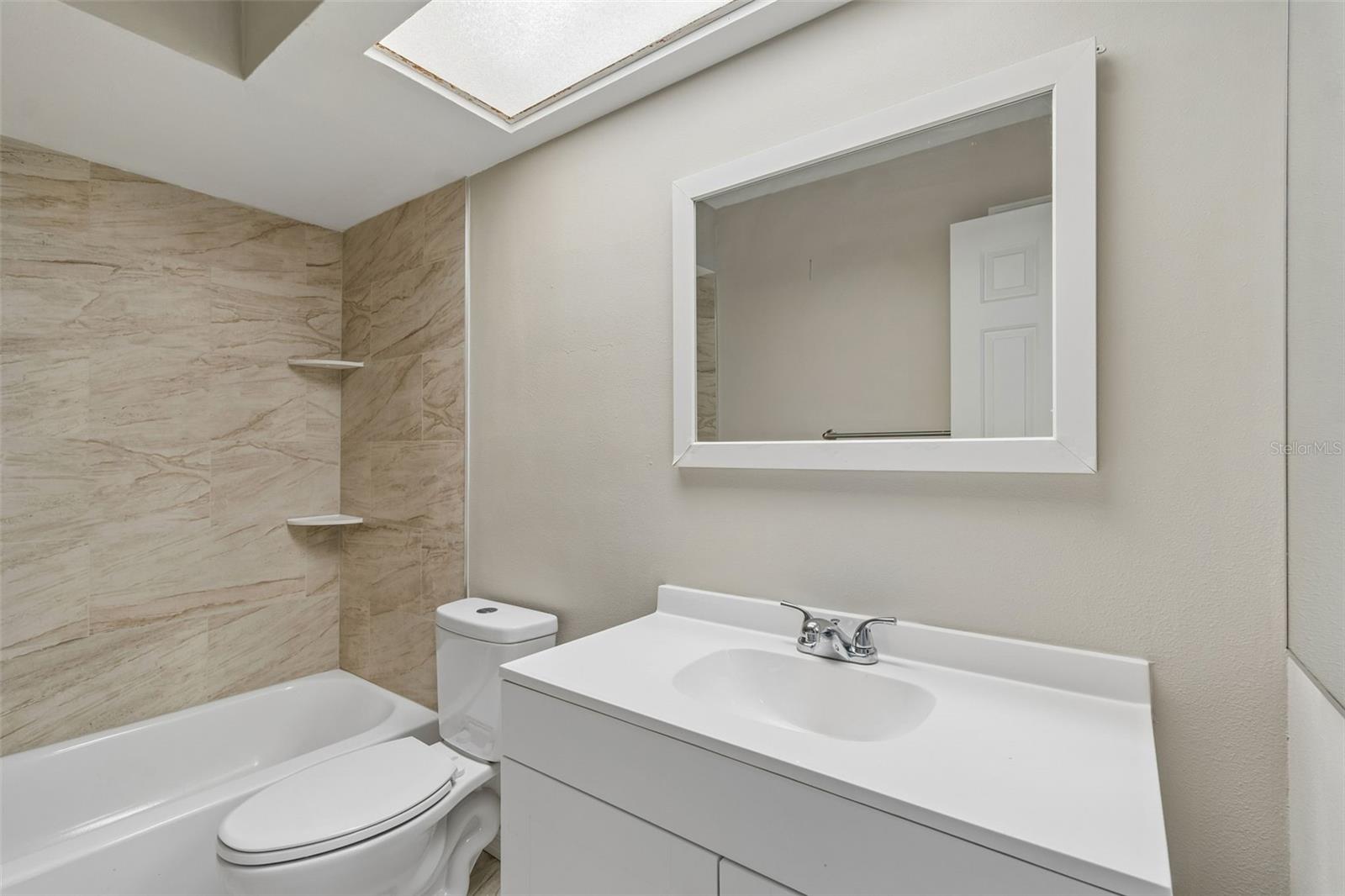 9237 PEBBLE CREEK DR — photo 35
