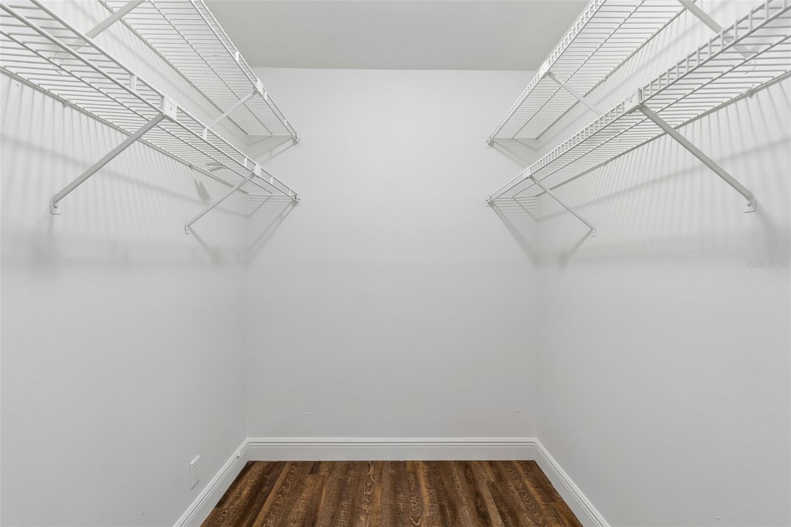 9237 PEBBLE CREEK DR — photo 10