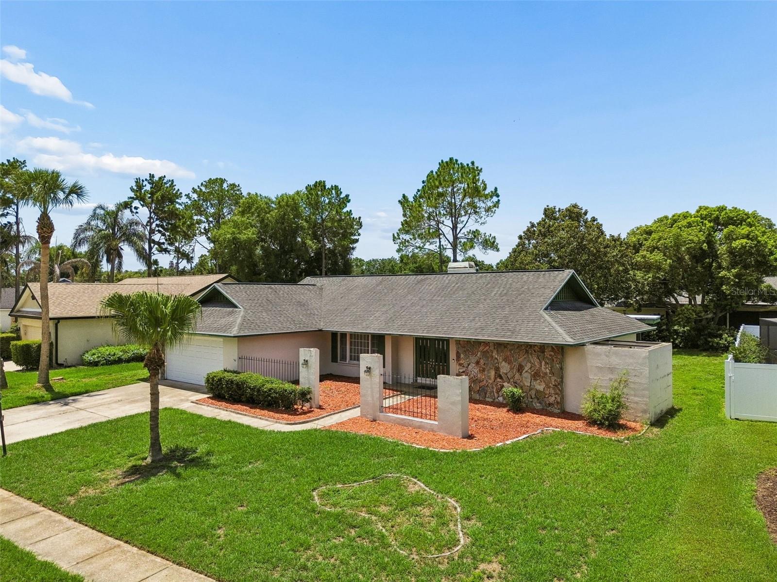 9237 PEBBLE CREEK DR — photo 48