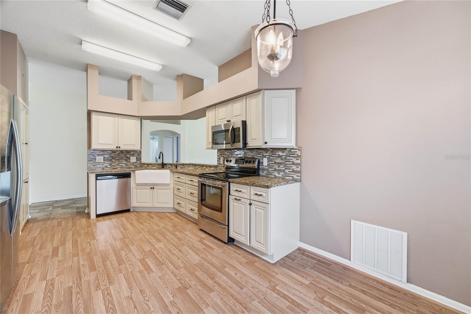 19520 MORDEN BLUSH DR — photo 16