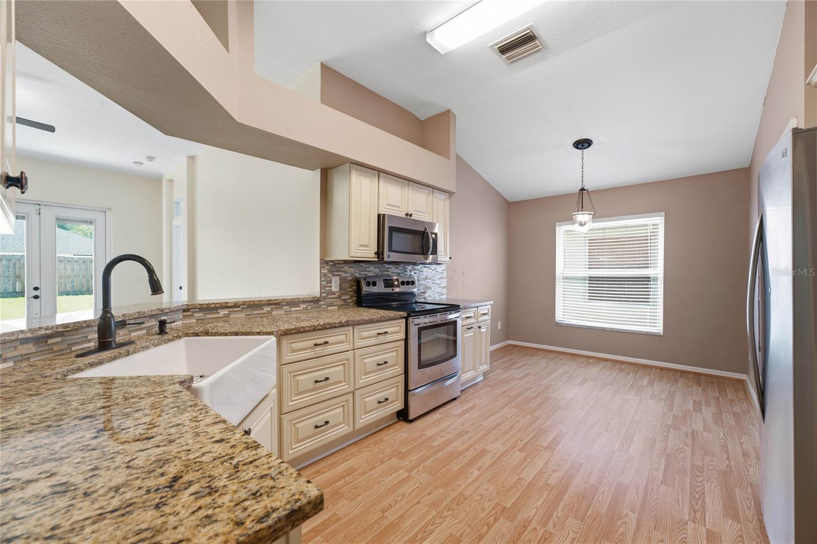 19520 MORDEN BLUSH DR — photo 15