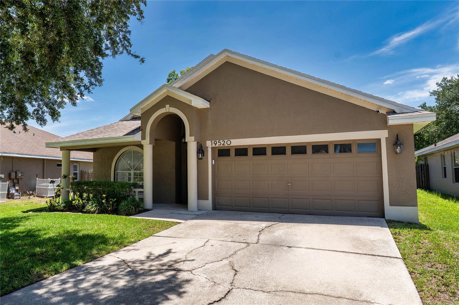 19520 MORDEN BLUSH DR — photo 3